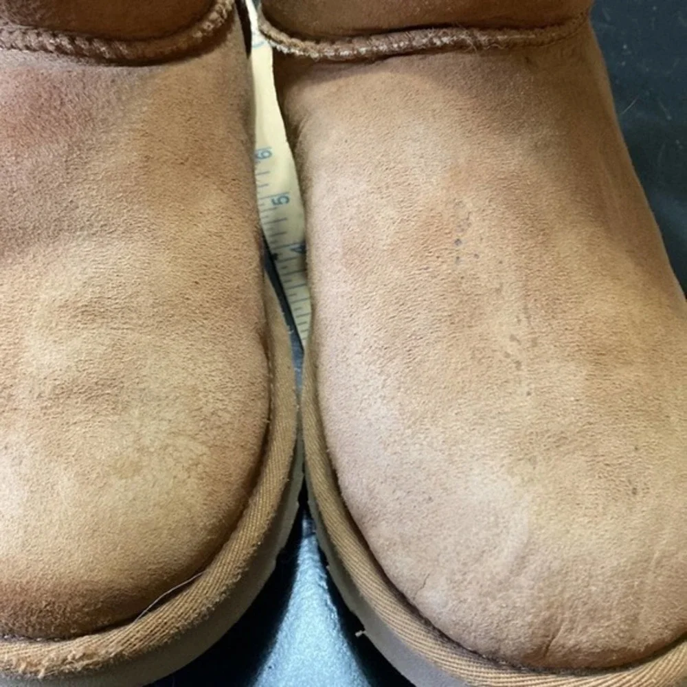 Ugg Josette Boot,‎ Size 9